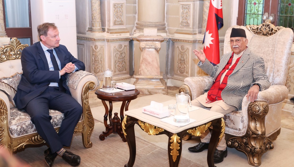 प्रधानमन्त्री ओलीसँग बेलायती राजदूतको शिष्टाचार भेट