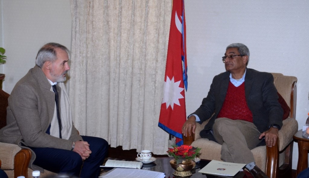 रमेश लेखक र आर्नो कोस्वा