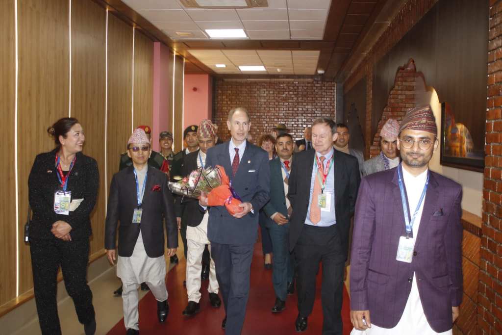 बेलायतका अधिराजकुमार नेपाल भ्रमणमा