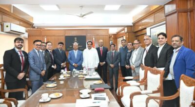 दीपक खड्का र सीआर पाटिल