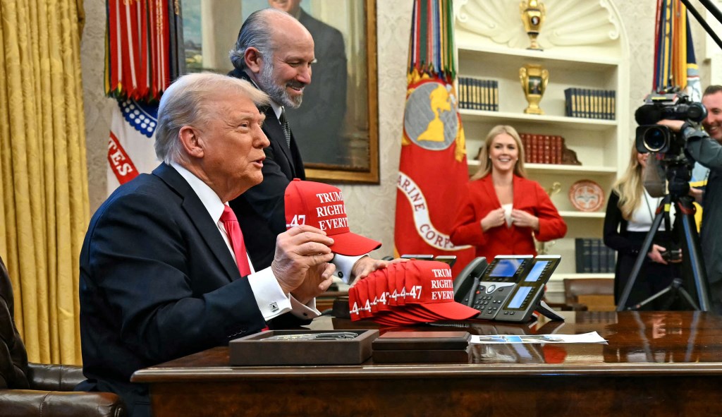 डोनाल्ड ट्रम्प