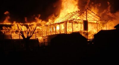 रारास्थित एक होटेलमा आगलागी हुँदा चार भवन नष्ट