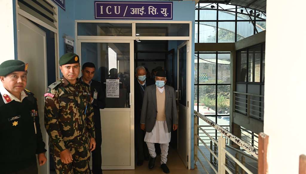 राष्ट्रपतिद्वारा अर्थमन्त्री पौडेल र महानगर प्रमुखको स्वस्थ्यबारे जानकारी