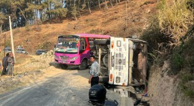 धुलिखेलमा बस दुर्घटना