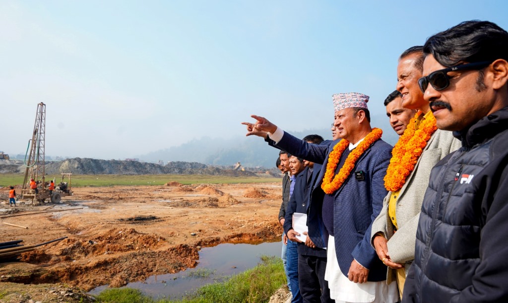 दीपक खड्का