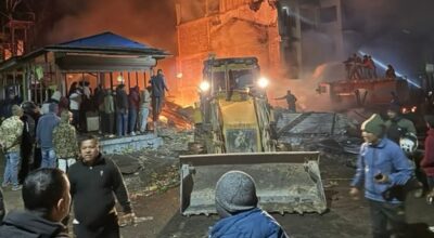 खाना पकाउने ग्यासबाट सल्किएको आगोले हलेसीका तीन घरमा क्षति