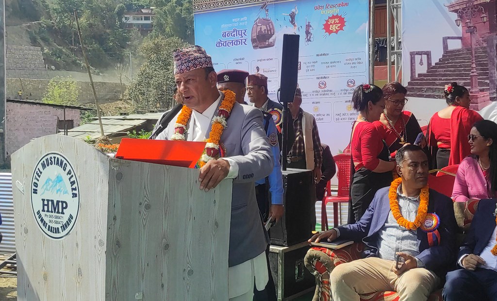 दीपक खड्का