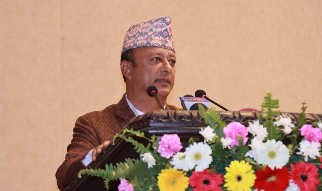 दीपक खड्का