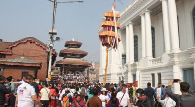 सभ्य बन्दै होली