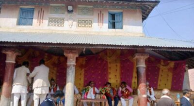 बालेनको घर पुगेर प्रचण्ड