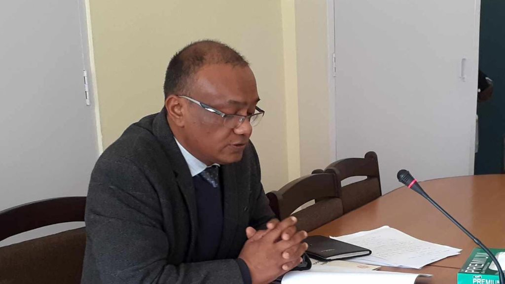 पूर्णबहादुर नेपाली