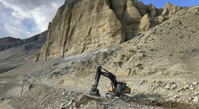 चराङ‍-छोसेर सडक धमाधम स्तरोन्नति