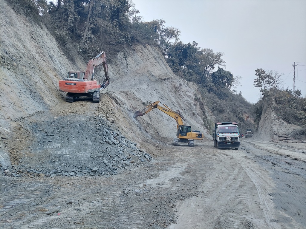 दाउन्नेमा रातका समयमा सवारी आवागमन वैशाख ३१ गतेसम्म रोकिने