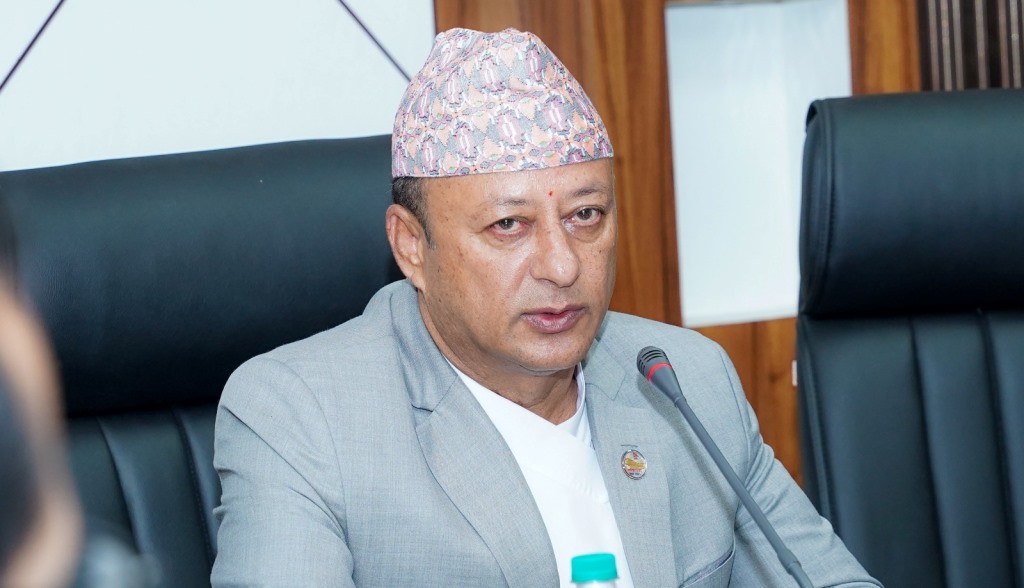 दीपक खड्का