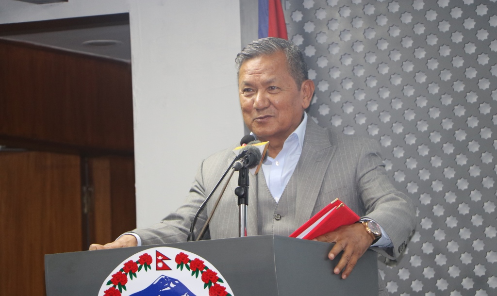 पृथ्वी सुब्बा गुरुङ