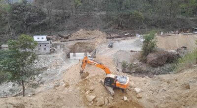 मध्यपहाडी राजमार्गको सुुन्दरेखोलामा ‘आर्क ब्रिज’ निर्माण गरिँदै