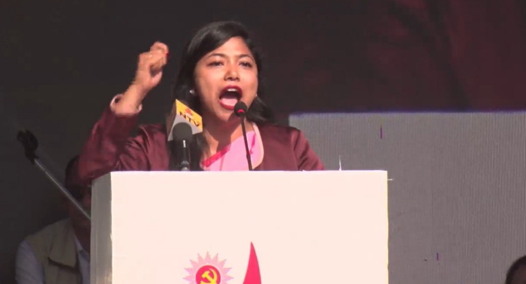 सुनिता डंगाेल