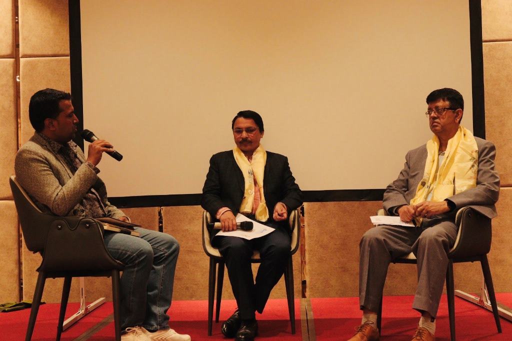 पर्यटन विज्ञहरु