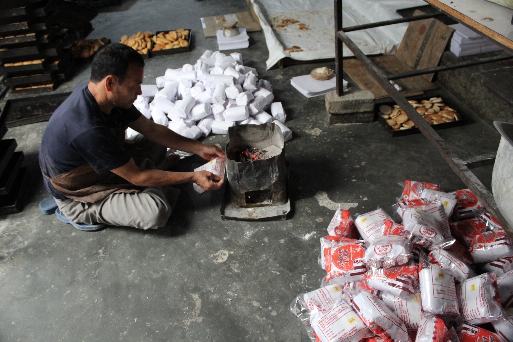 धनकुटे नरिवल बिस्कुट