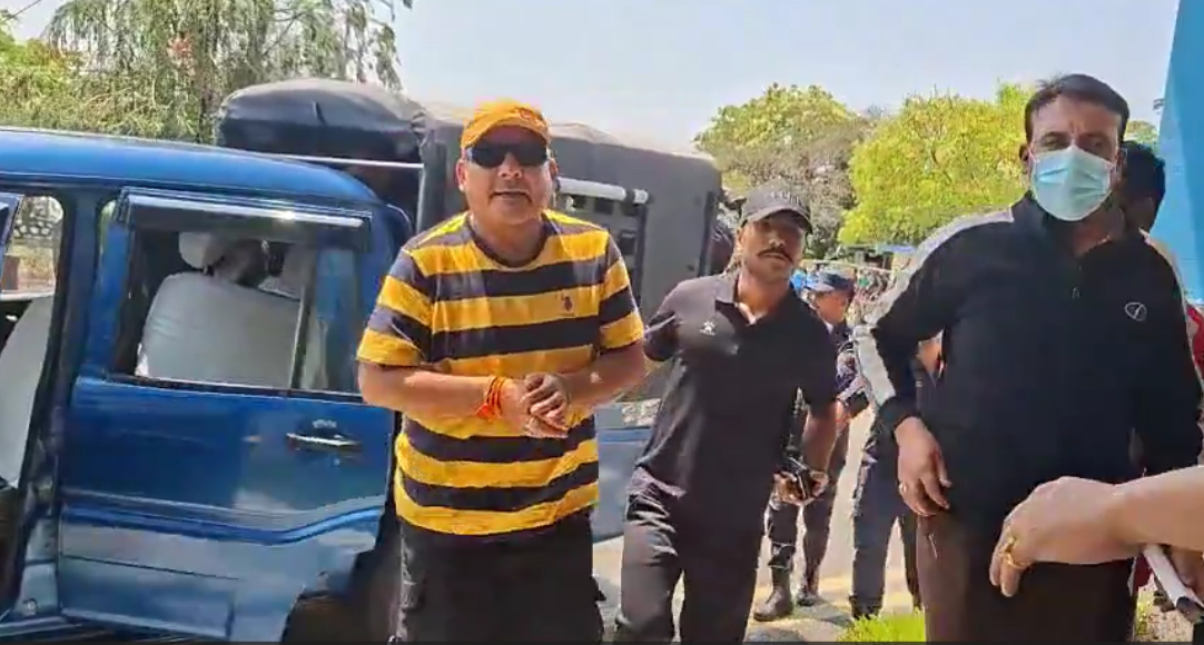 दुर्गा प्रसाईँ र उनका अंगरक्षकलाई १२ दिन हिरासतमा राख्न अदालतको अनुमति