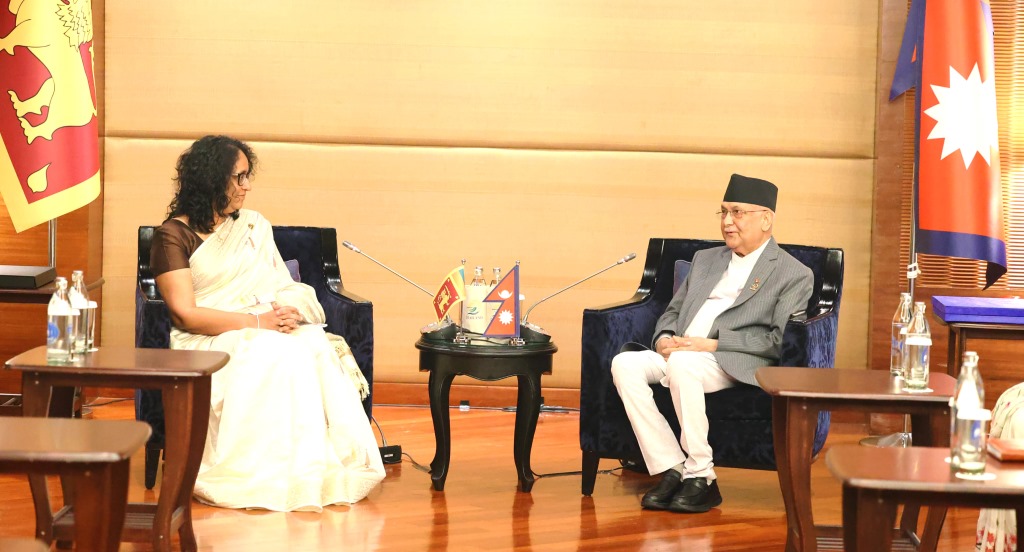 प्रधानमन्त्री ओली र श्रीलङ्काका प्रधानमन्त्री अमरासुरियाबीच भेटवार्ता