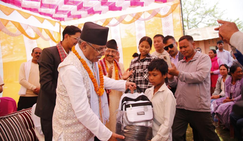 प्रचण्डको प्रतिबद्धता