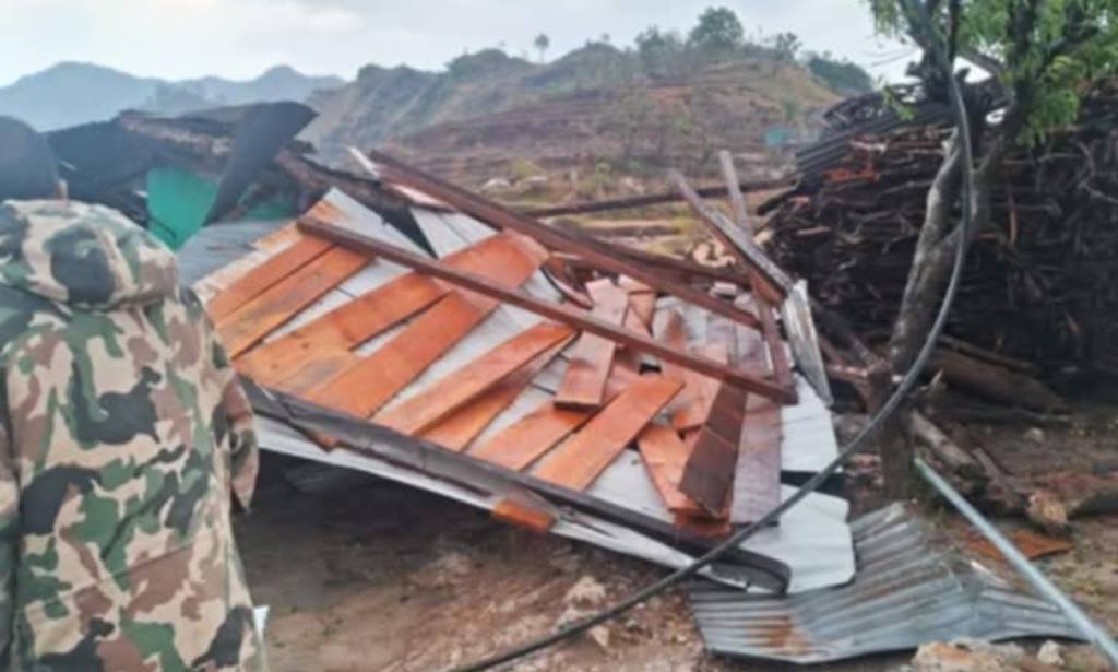 हुरी र असिनापानी