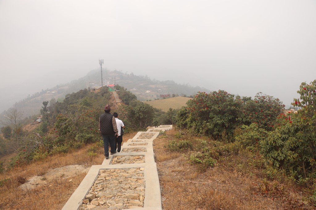 डाग्बुङ पदमार्ग