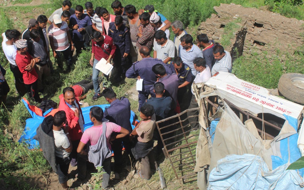 बाजुरामा जिप दुर्घटना