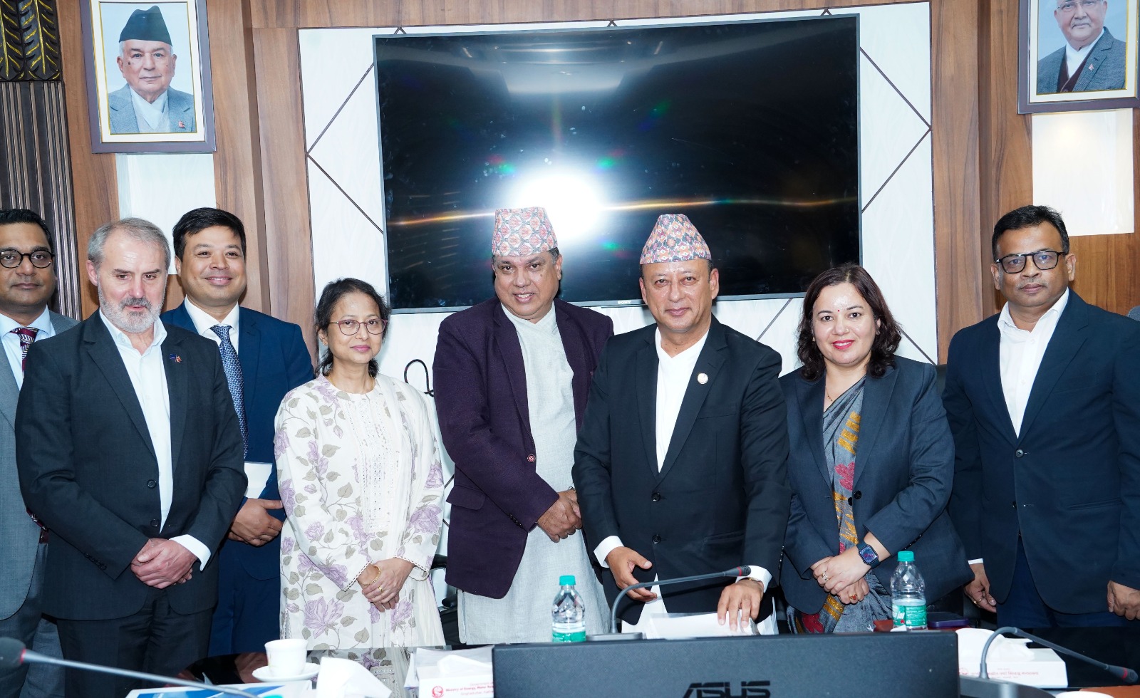 ऊर्जामन्त्री खड्का र एसियाली विकास बैँकका उपाध्यक्षबीच भेट