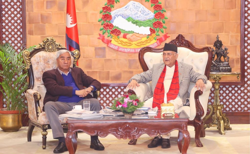 प्रधानमन्त्री ओली र कांग्रेस सभापति देउवाबीच भेटवार्ता