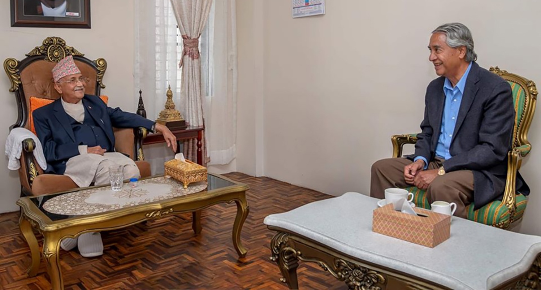 प्रधानमन्त्री ओली र कांग्रेस सभापति देउवाबीच भेटवार्ता