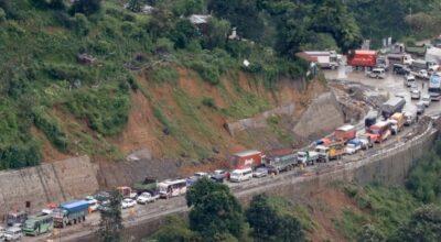 नागढुङ्गा नौबिसे सडक विस्तार
