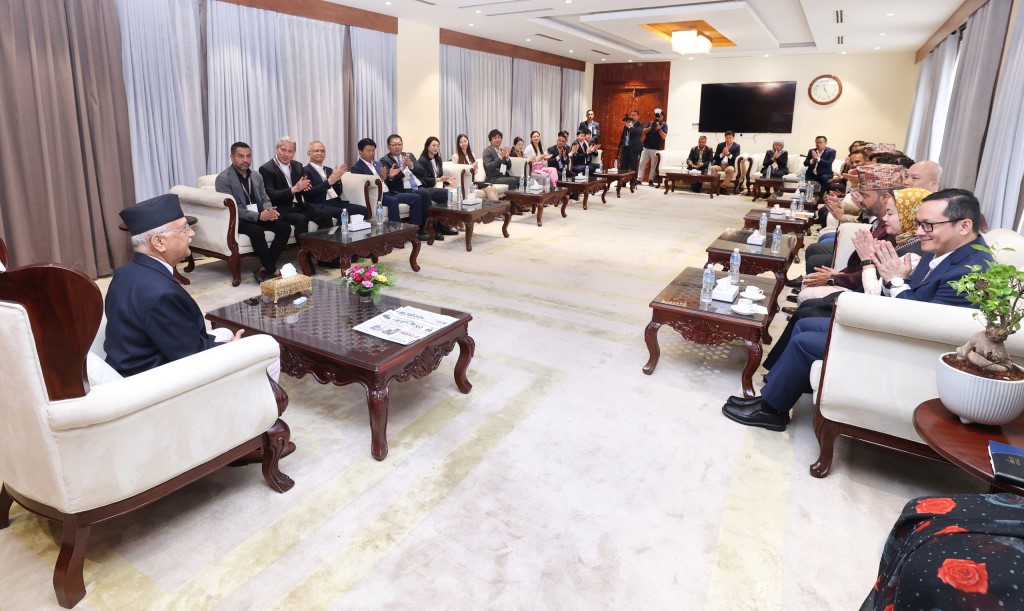 प्रधानमन्त्रीसँग एशियाली भुक्तानी नेटवर्कका प्रतिनिधिको भेट