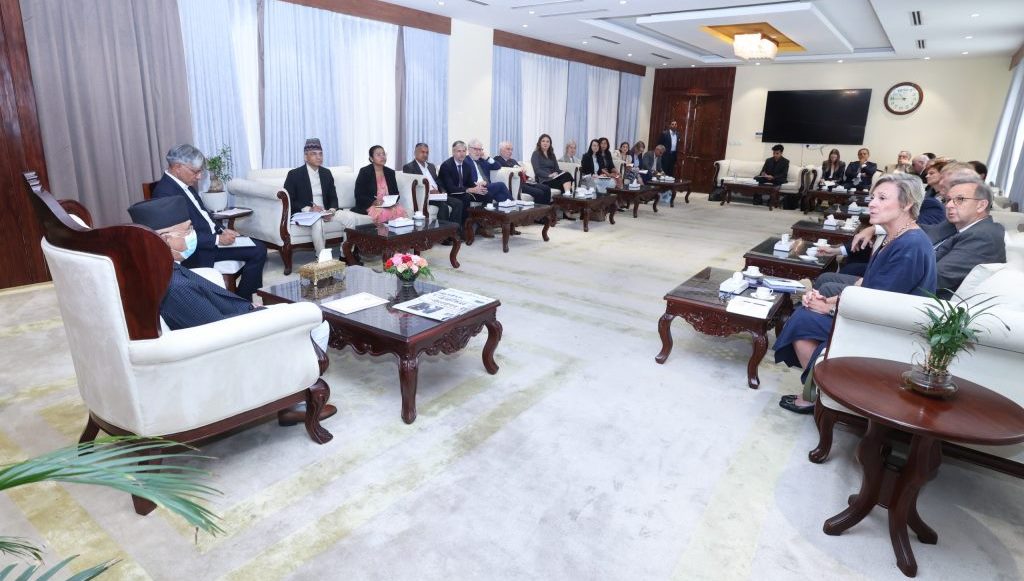 प्रधानमन्त्रीसँग युरोपियन युनियनका राजदूतहरूको शिष्टाचार भेट