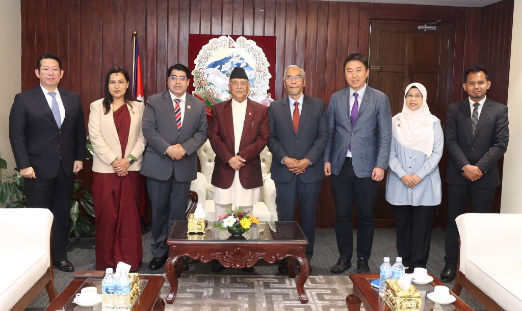 प्रधानमन्त्रीसँग अन्तर–संसदीय सम्मेलनका सहभागीको भेट