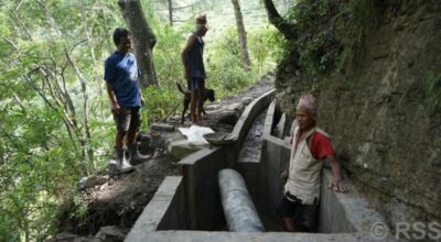 १५७ वर्ष पुरानो नहर पक्की बनाईंदै