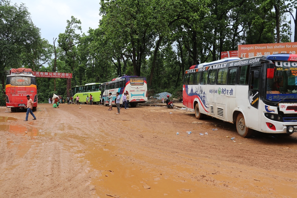 दाउन्ने–दुम्कीवास सडक