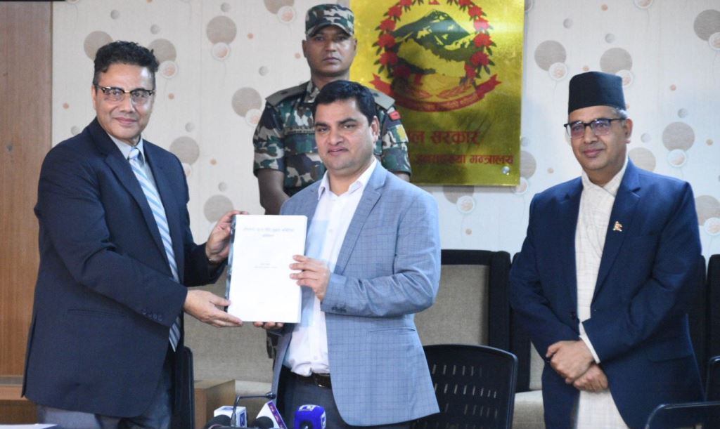 प्रदीप पौडेल