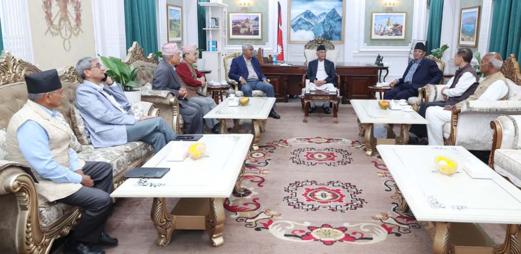 शीर्ष नेताको बैठक