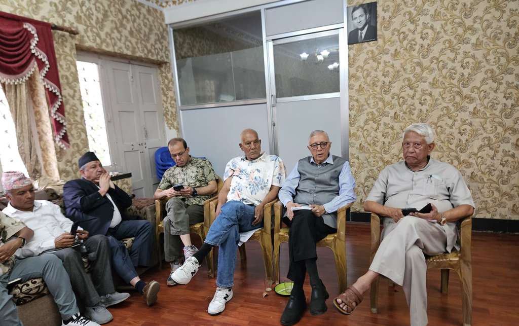 डा. शेखर कोइराला