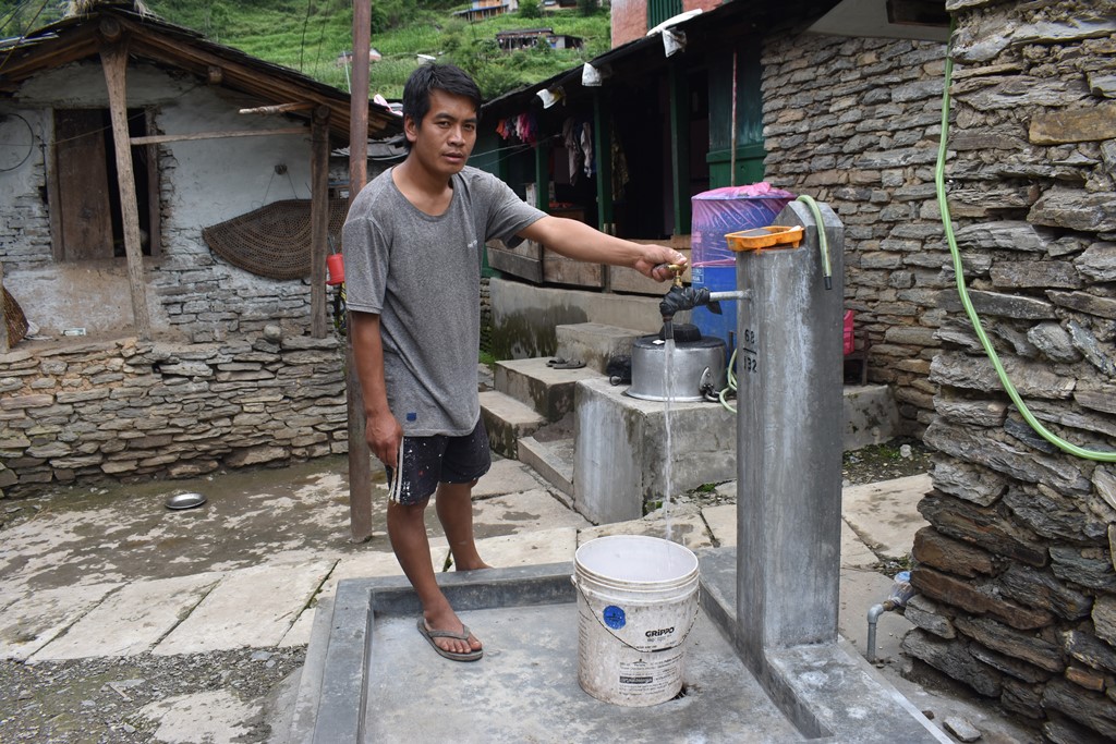 म्याग्दीको निस्कोटका १२५ घरपरिवारमा खानेपानीको पहुँच