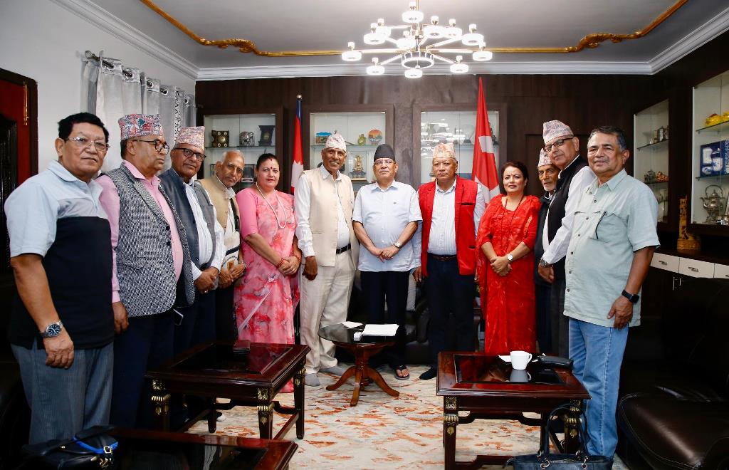 प्रचण्डको प्रतिबद्धता