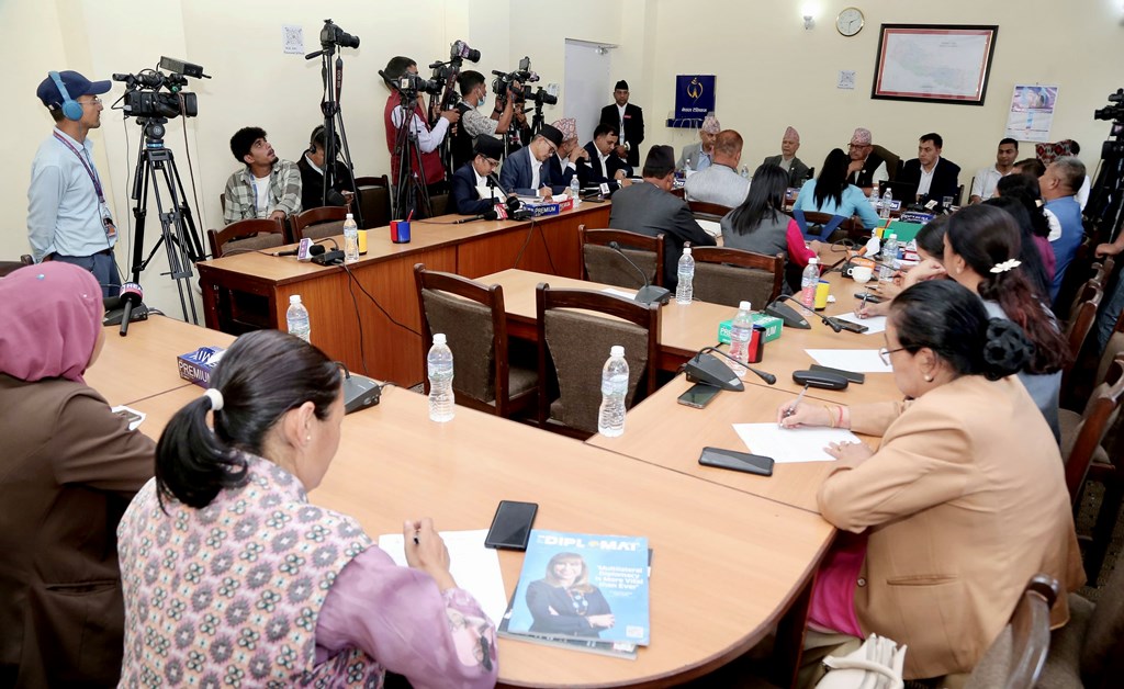 शिक्षा समिति