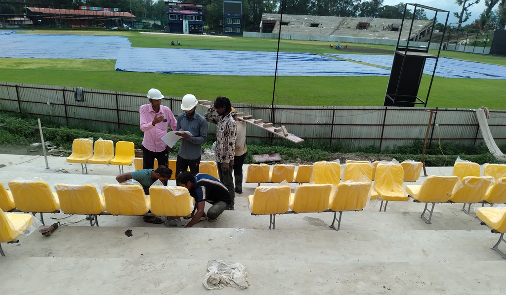 त्रिवि क्रिकेट मैदान