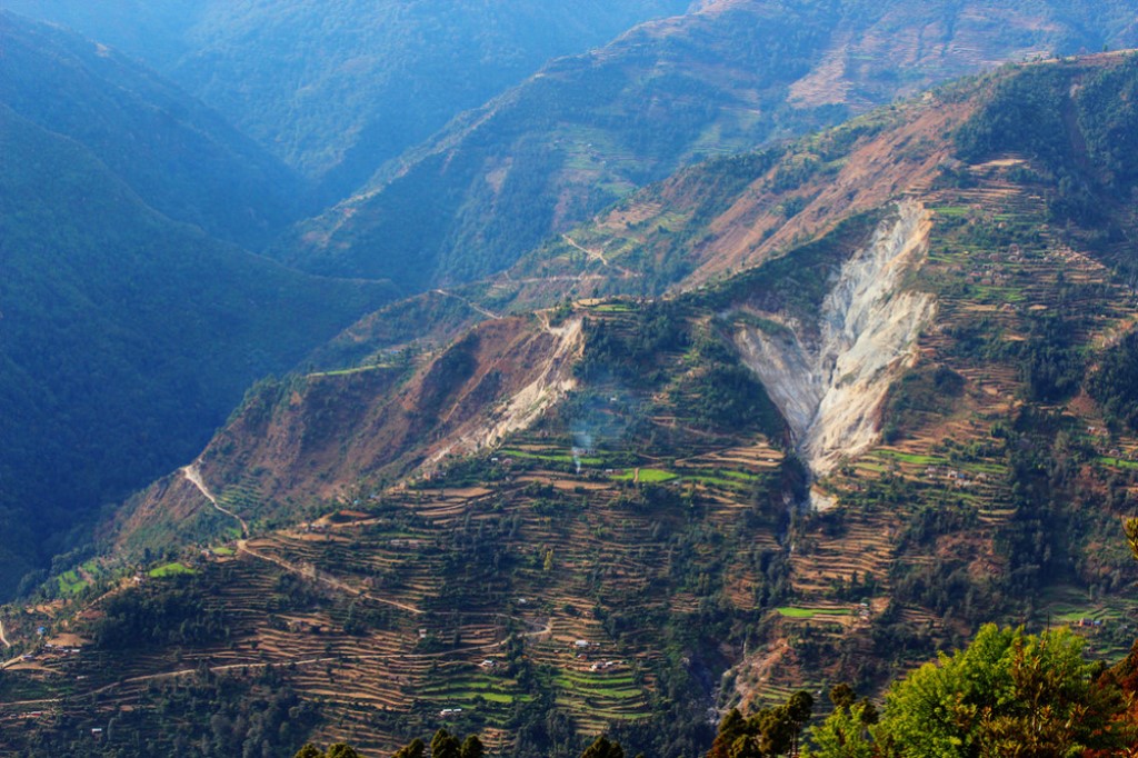 बाढी पहिरोको जोखिम