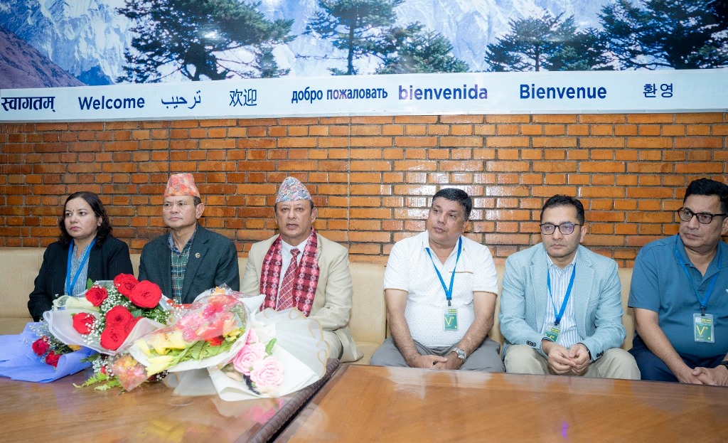 दीपक खड्का