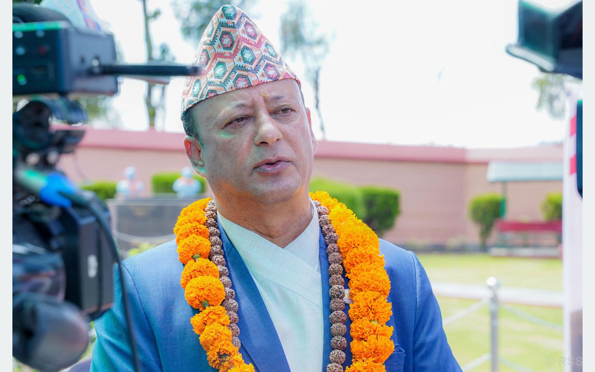 दीपक खड्का