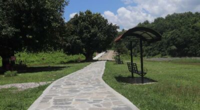 धार्मिक पर्यटन प्रवद्र्धन गर्ने उद्देश्यले रामपुर नगरपालिकाले कालीगण्डकी किनारमा पैदल मार्ग निर्माण गरेको छ । आर्थिक वर्ष २०८१/०८२ मा दुई हजार ५६७ मिटर पैदलमार्ग निर्माण