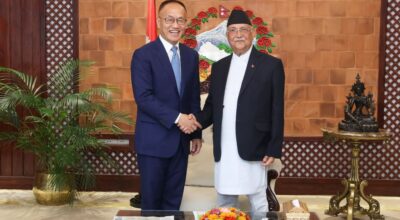 प्रधानमन्त्रीसँग चीनको अन्तर्राष्ट्रिय विकास सहायता नियोगका अध्यक्षको भेट